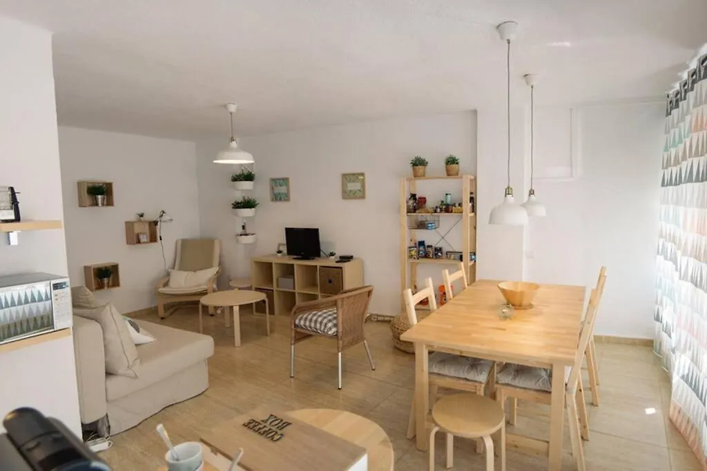 Lovely Flat With Swimming Pool And Rooftop Apartamento Torre Del Mar